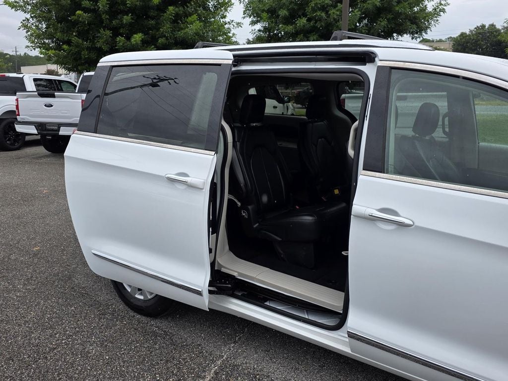 2019 Chrysler Pacifica Touring L