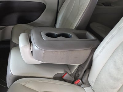 2017 Chrysler Pacifica Touring L Plus