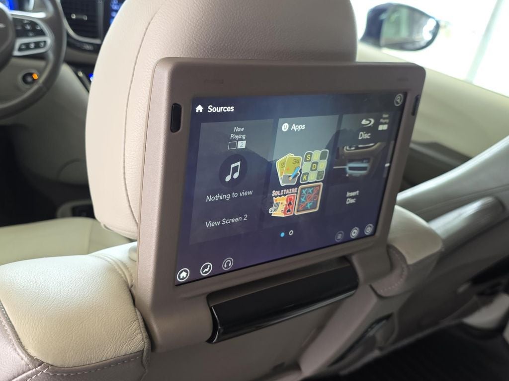 2017 Chrysler Pacifica Touring L Plus