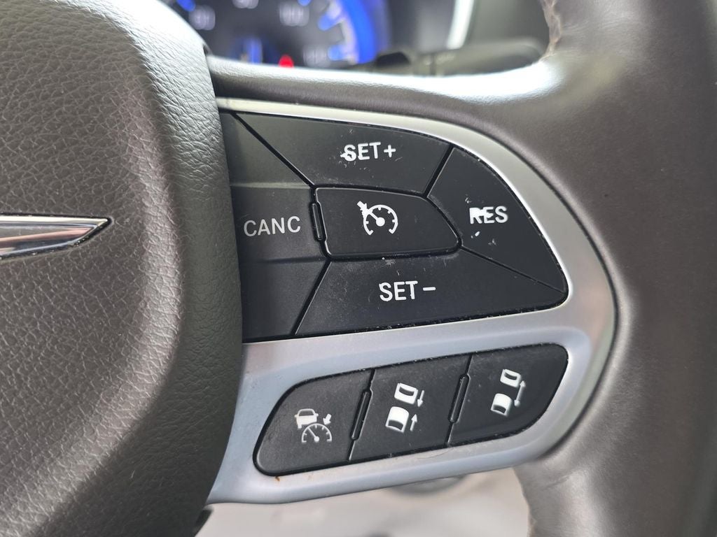 2017 Chrysler Pacifica Touring L Plus