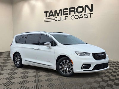 2022 Chrysler Pacifica Hybrid Pinnacle