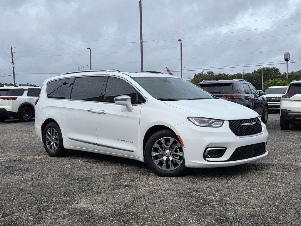 2022 Chrysler Pacifica Hybrid Pinnacle