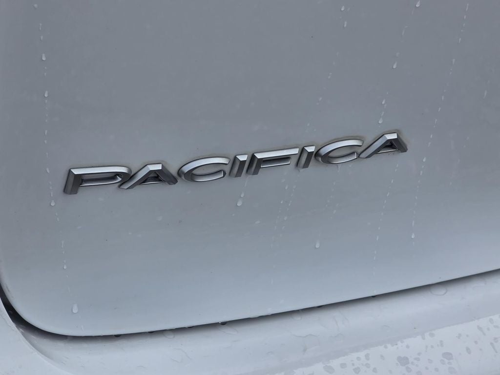 2022 Chrysler Pacifica Hybrid Pinnacle