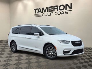 2022 Chrysler Pacifica Hybrid Pinnacle