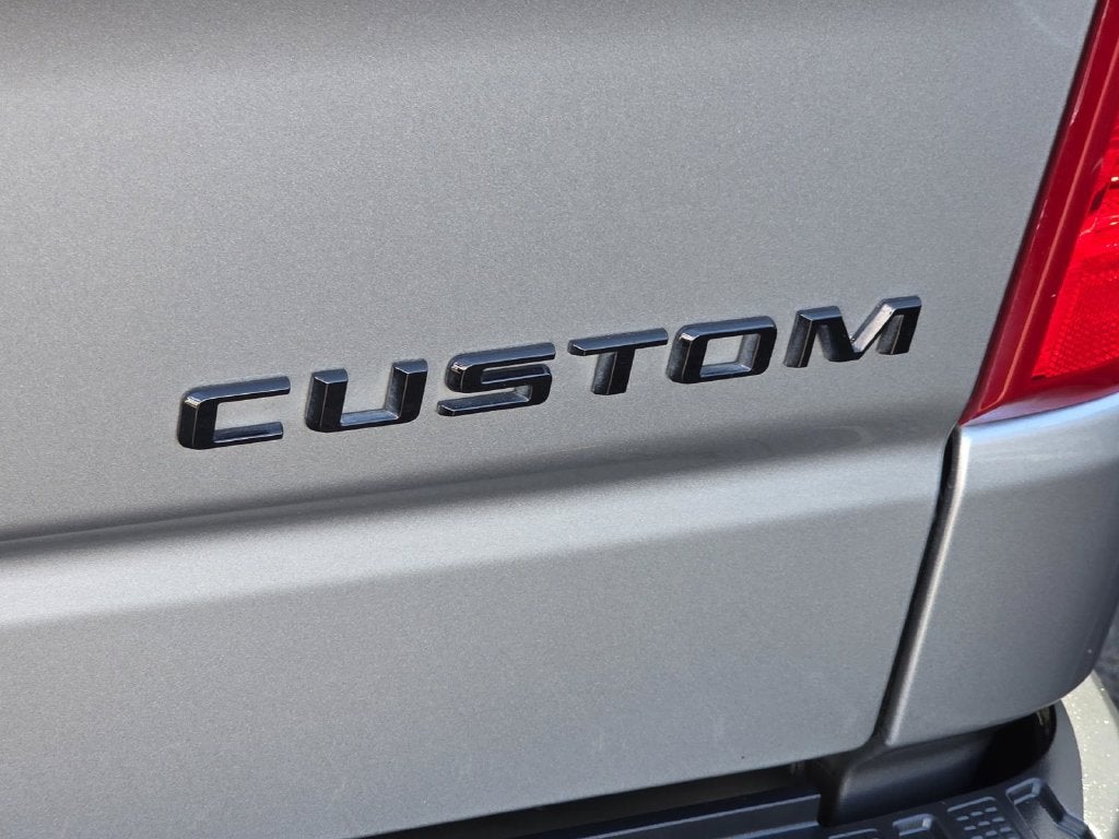 2023 Chevrolet Silverado 1500 Custom Trail Boss