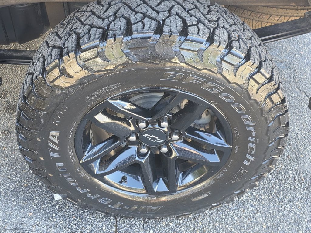 2023 Chevrolet Silverado 1500 Custom Trail Boss