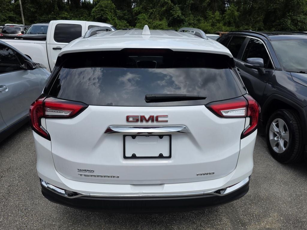 2023 GMC Terrain SLT