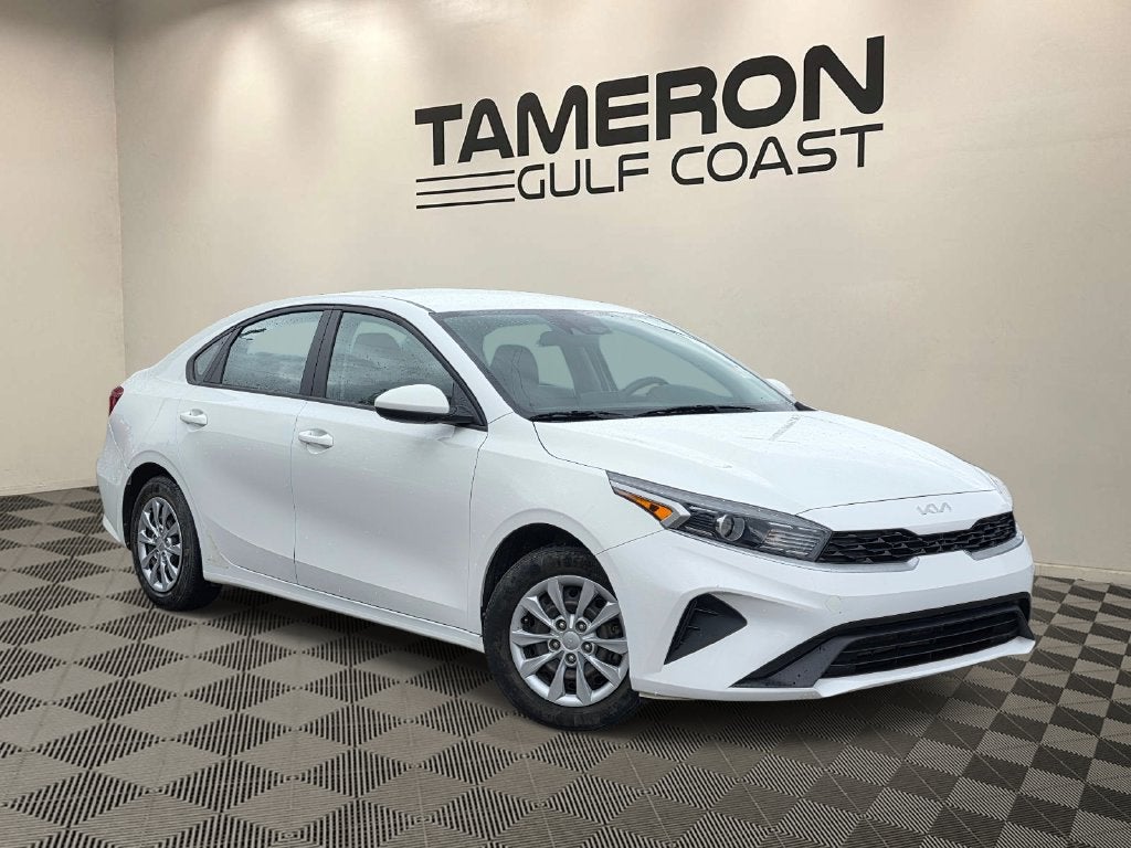 2022 Kia Forte FE