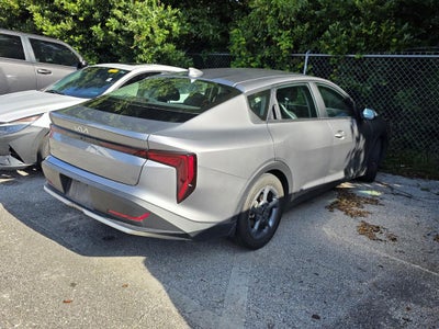 2025 Kia K4 LXS