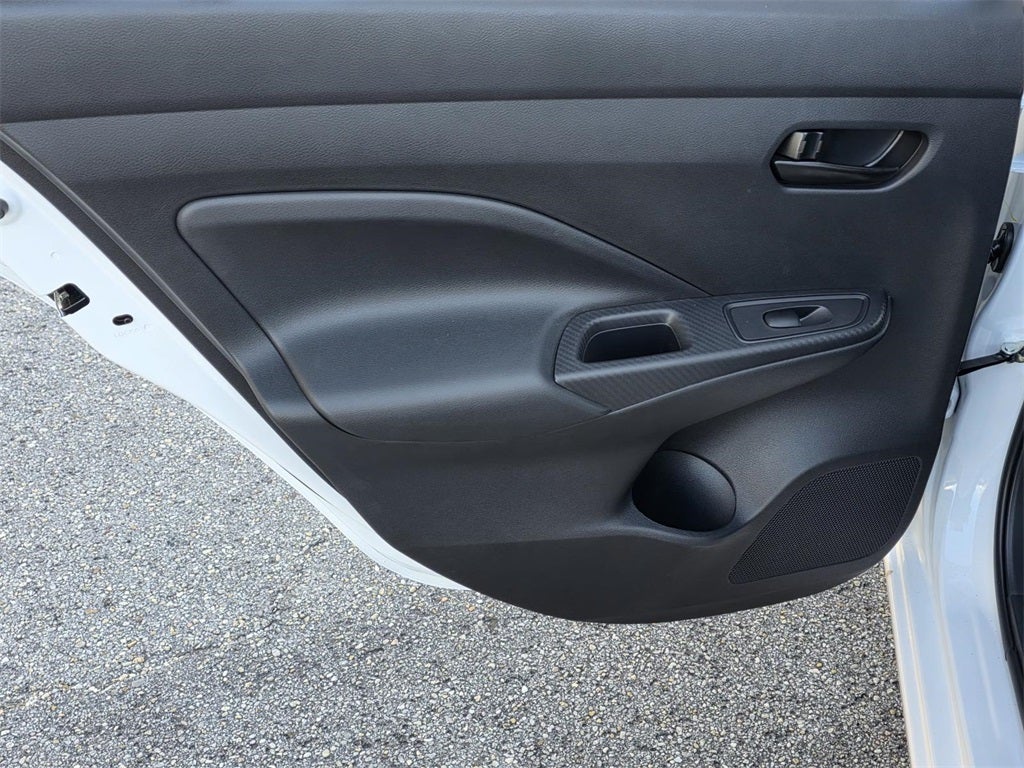 2025 Nissan Versa 1.6 S