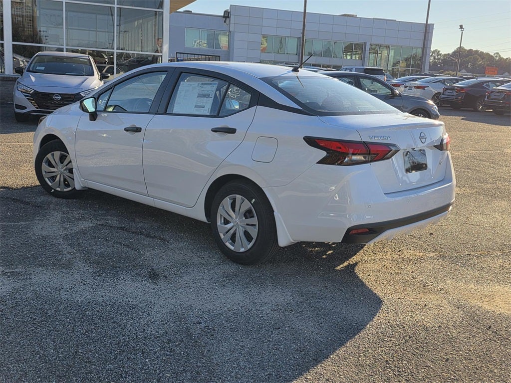 2025 Nissan Versa 1.6 S