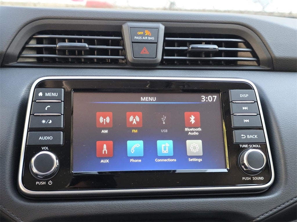 2025 Nissan Versa 1.6 S