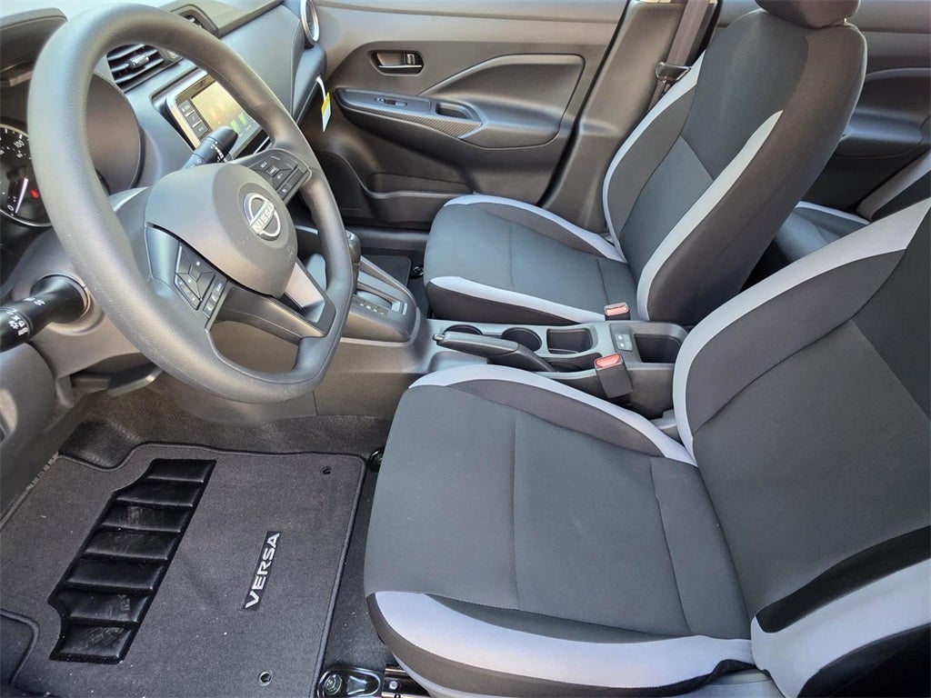 2025 Nissan Versa 1.6 S