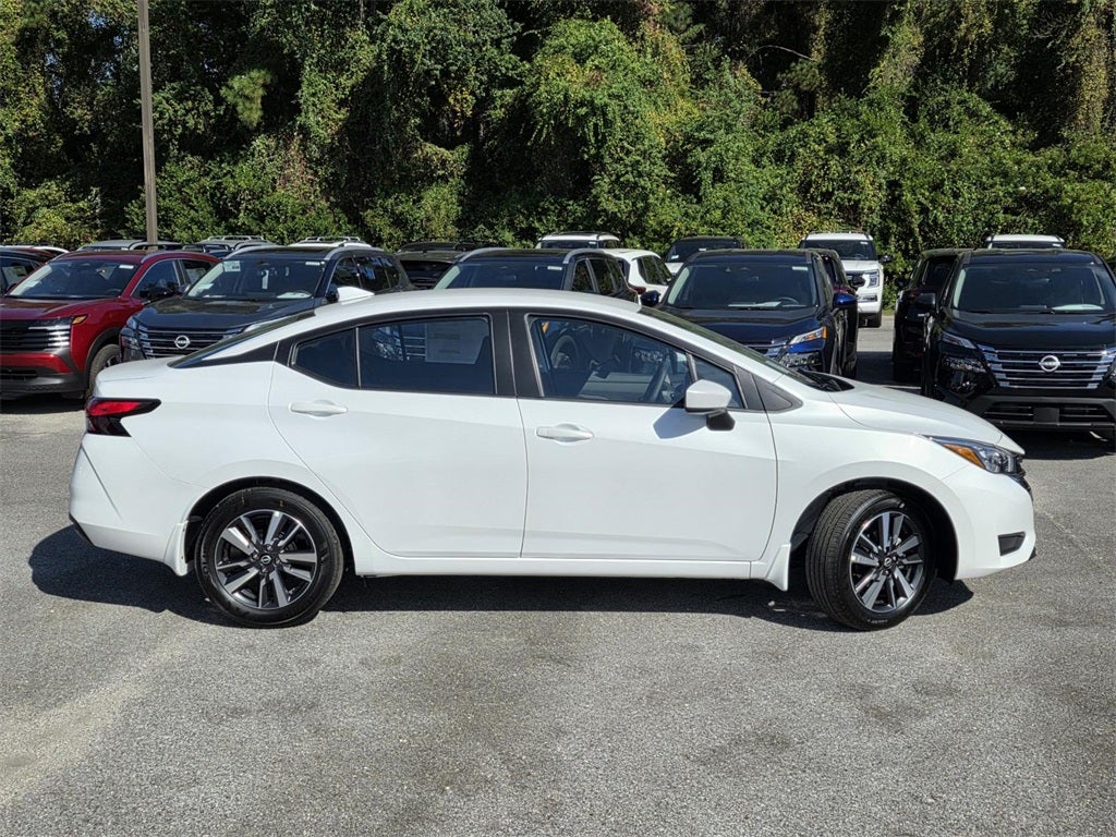 2025 Nissan Versa 1.6 SV