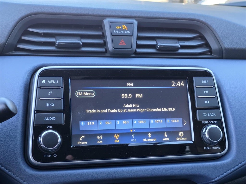 2025 Nissan Versa 1.6 SV