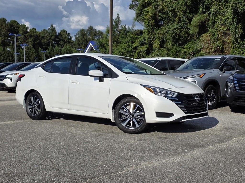 2025 Nissan Versa 1.6 SV
