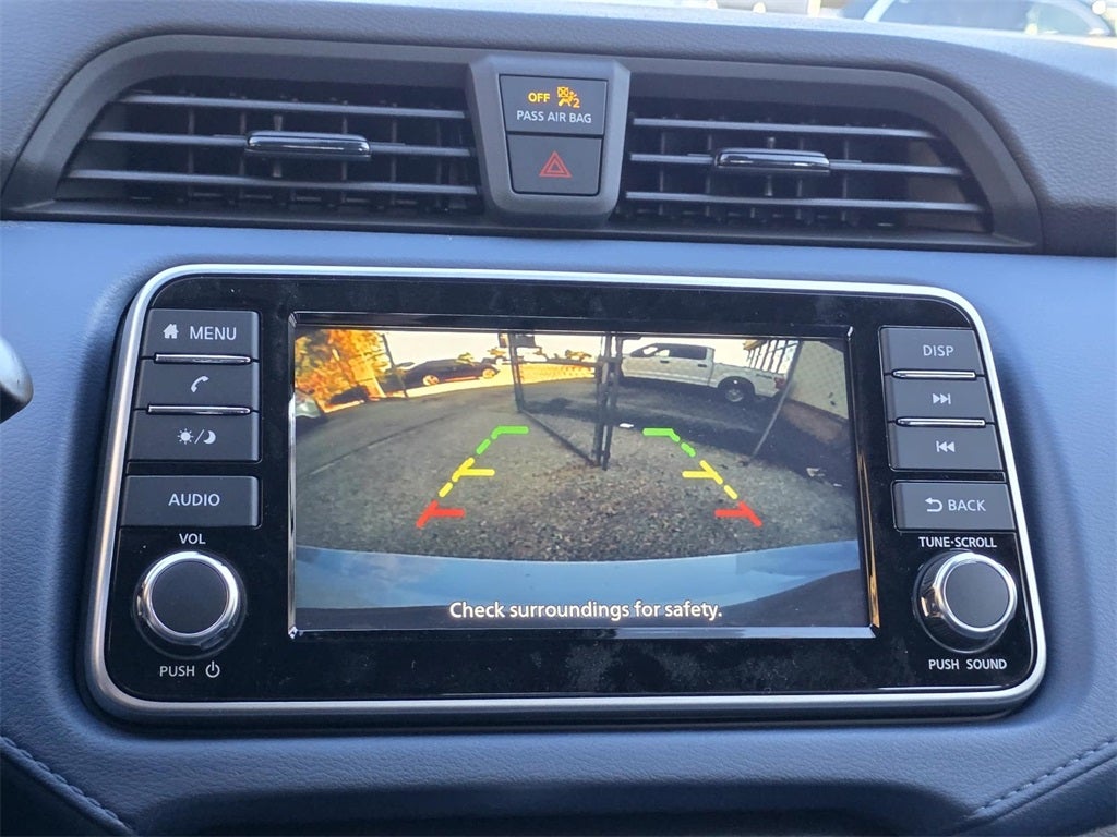 2025 Nissan Versa 1.6 SV