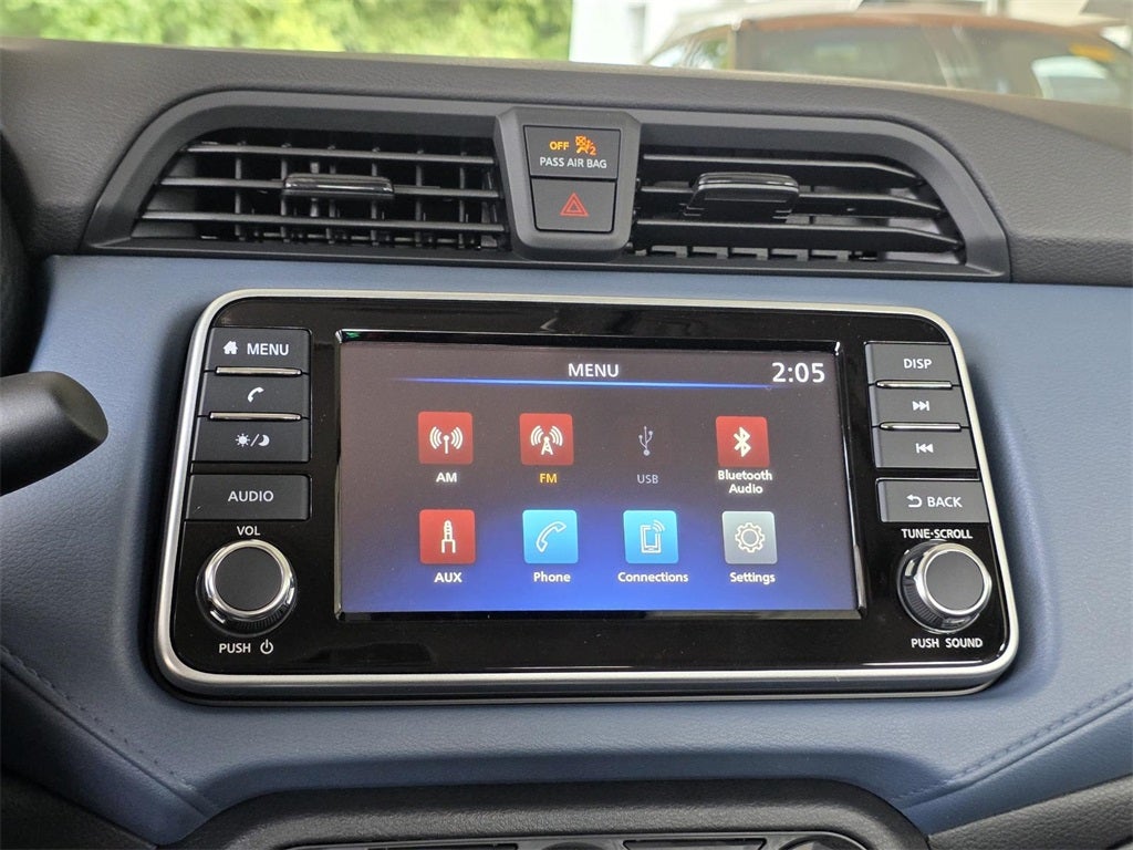 2025 Nissan Versa 1.6 SV