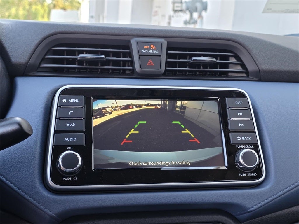 2025 Nissan Versa 1.6 SV