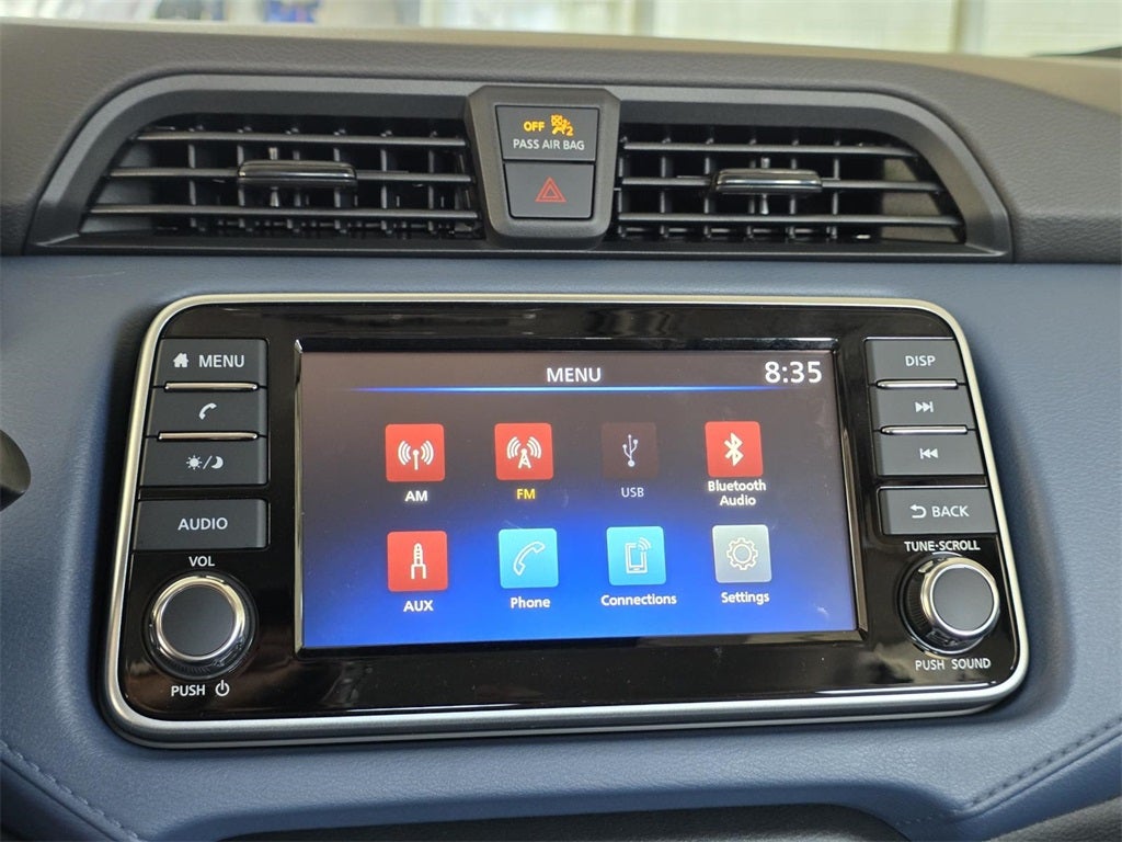 2025 Nissan Versa 1.6 SV