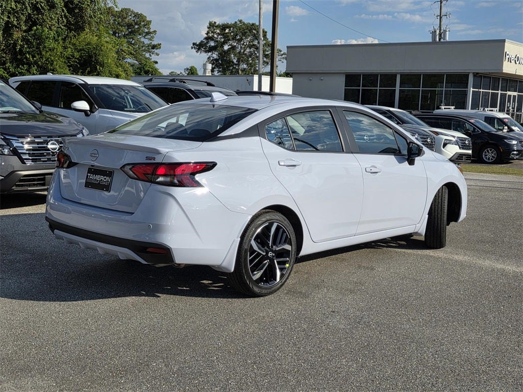 2025 Nissan Versa 1.6 SR