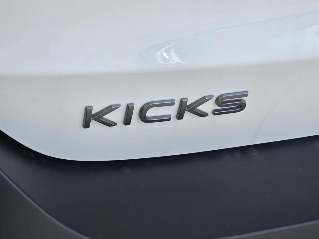 2026 Nissan Kicks S