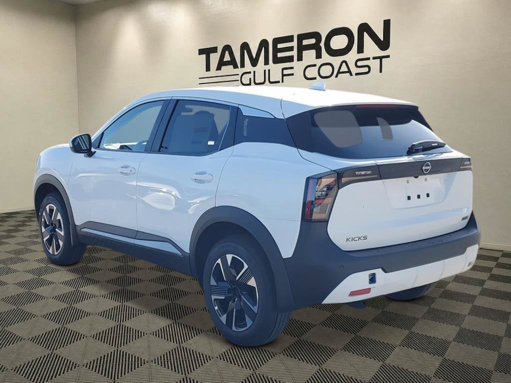 2027 Nissan Kicks SV