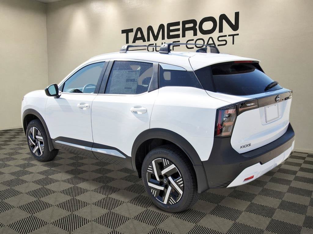 2027 Nissan Kicks SV