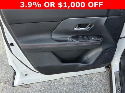 2026 Nissan Kicks SR