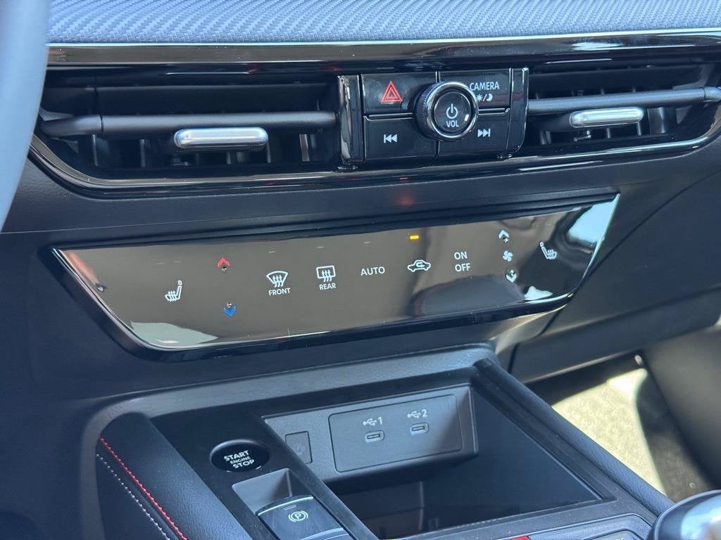 2027 Nissan Kicks SR