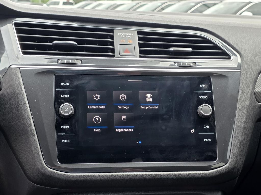 2023 Volkswagen Tiguan 2.0T SE