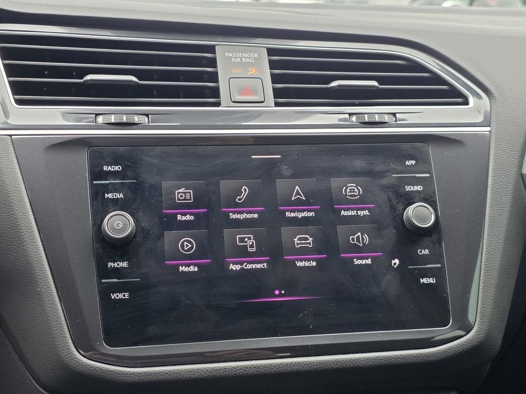2024 Volkswagen Tiguan 2.0T SE R-Line Black