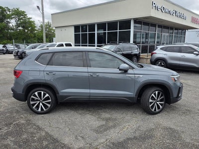 2024 Volkswagen Taos 1.5T SE