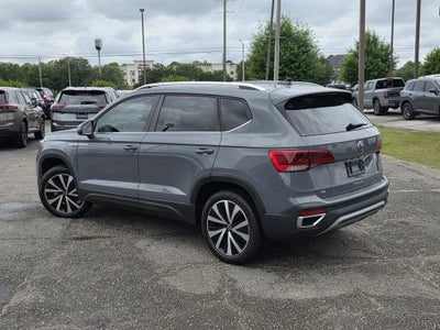 2024 Volkswagen Taos 1.5T SE