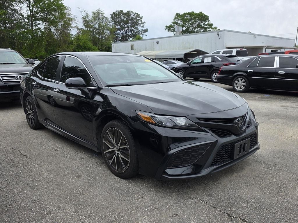 2024 Toyota Camry SE
