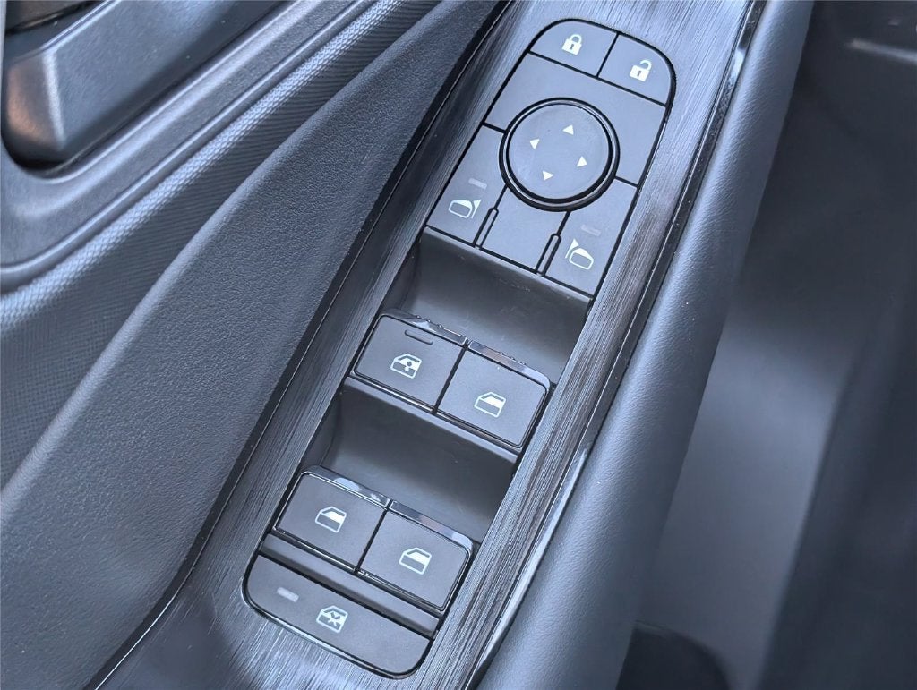 2027 Nissan Rogue S