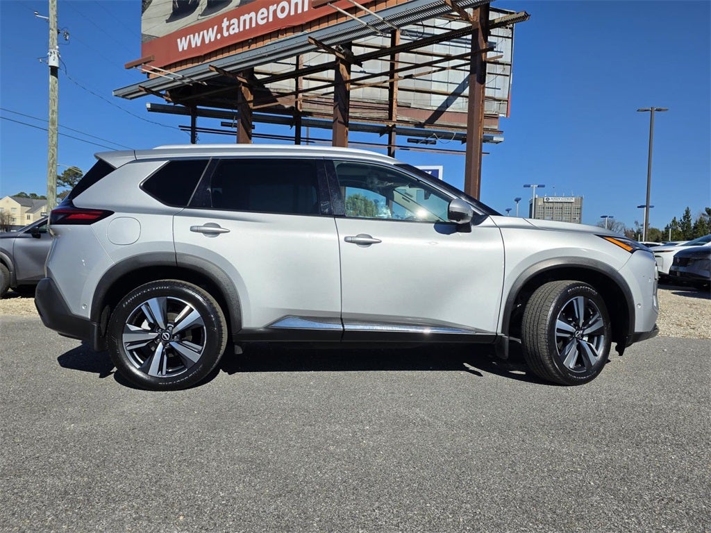 2022 Nissan Rogue SL