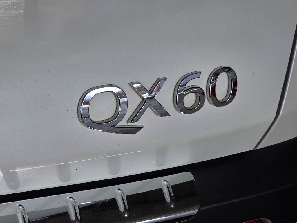 2023 INFINITI QX60 LUXE