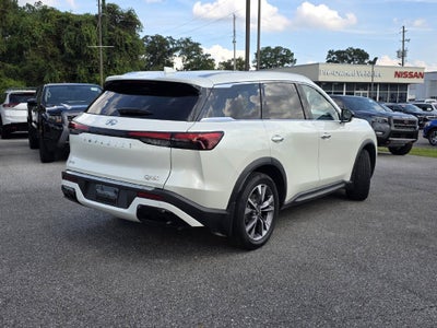 2023 INFINITI QX60 LUXE
