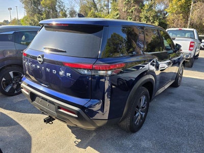 2022 Nissan Pathfinder S