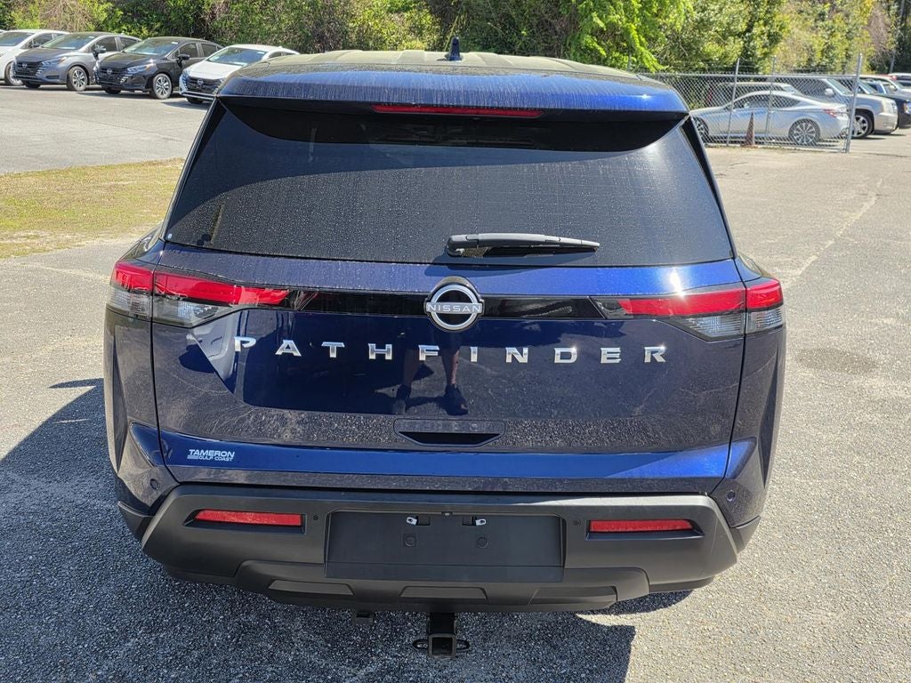 2022 Nissan Pathfinder S