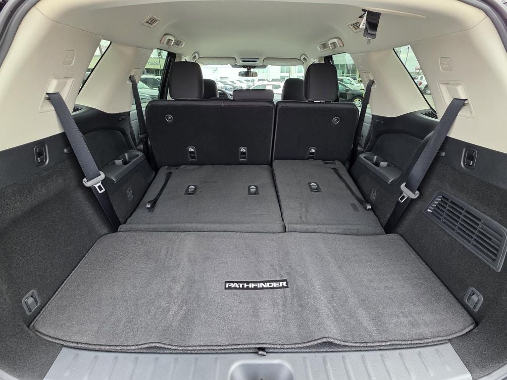 2026 Nissan Pathfinder S