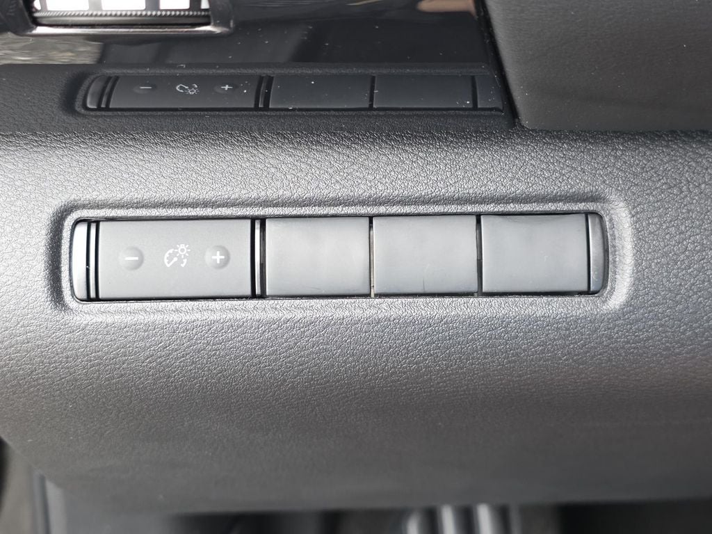 2026 Nissan Pathfinder S