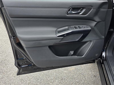 2026 Nissan Pathfinder S