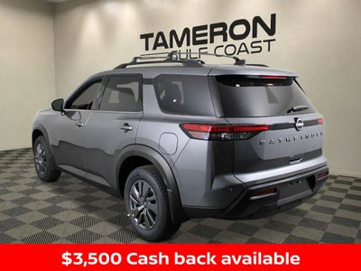2026 Nissan Pathfinder SV