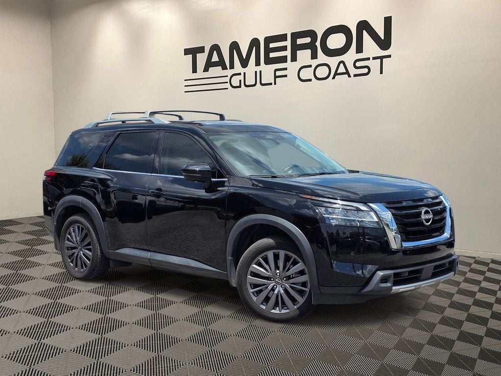 2024 Nissan Pathfinder SL