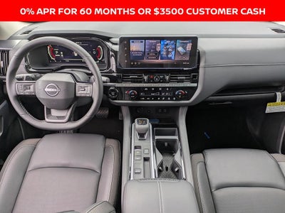 2026 Nissan Pathfinder SL
