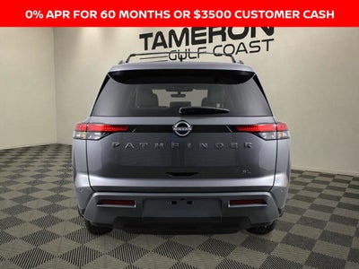 2026 Nissan Pathfinder SL