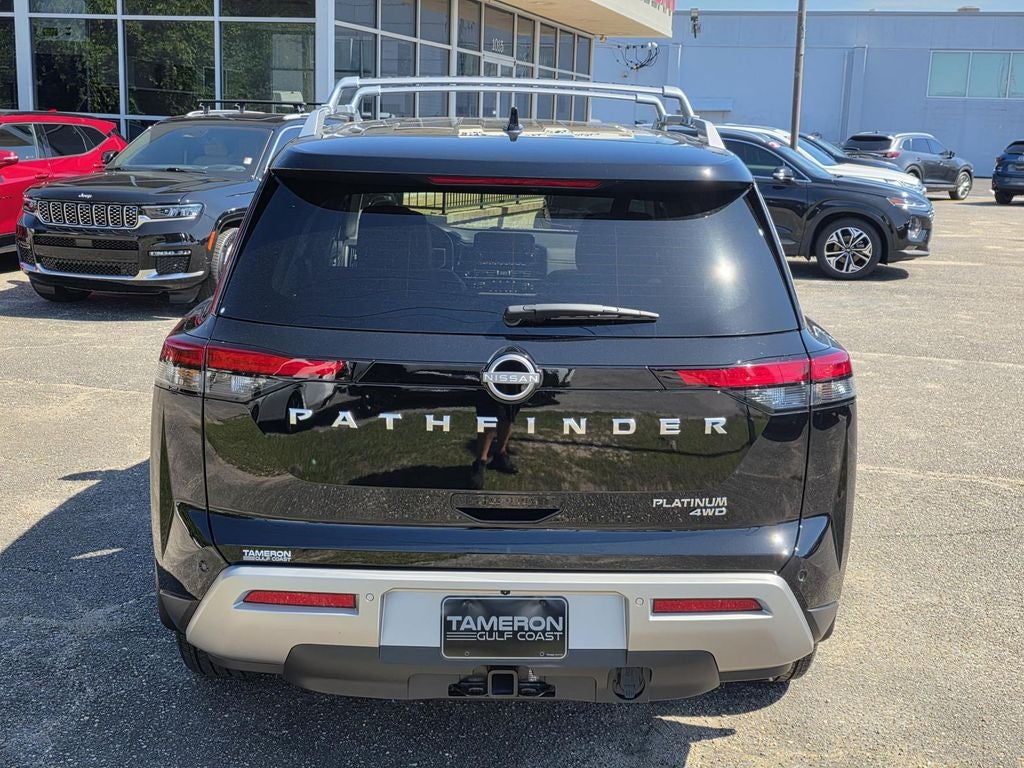 2025 Nissan Pathfinder Platinum