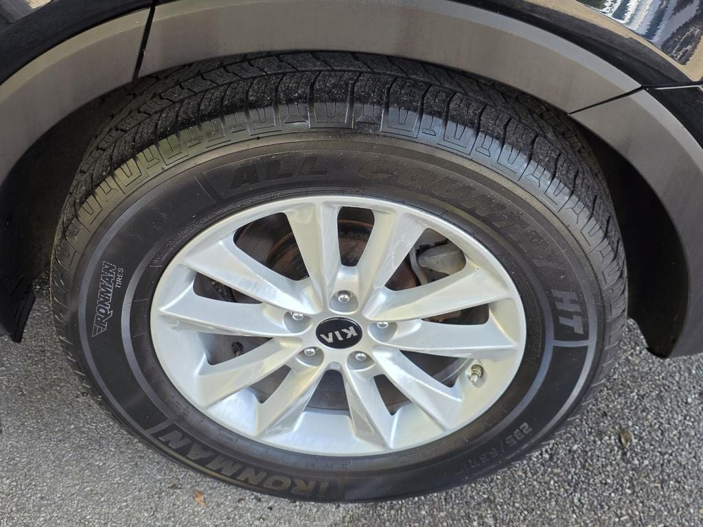 2020 Kia Sorento LX